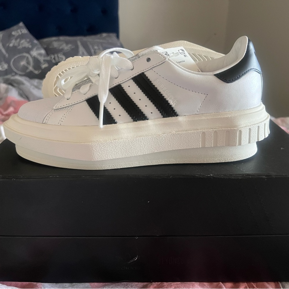 COPY - Ivy Park Superstars